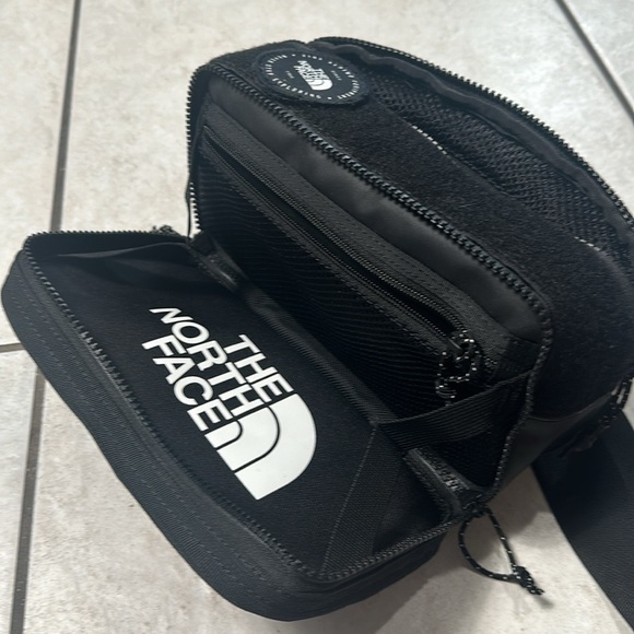 The North Face Explore BLT 3L Lumbar Pack - Picture 12 of 16